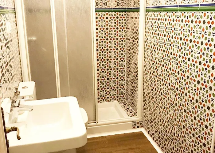 阿麦乌尔旅馆 * 圣塞瓦斯蒂安